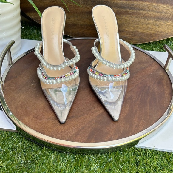 Mach & Mach PVC
Visit
Diamond of Elizabeth Mules size 38 - Picture 9 of 16